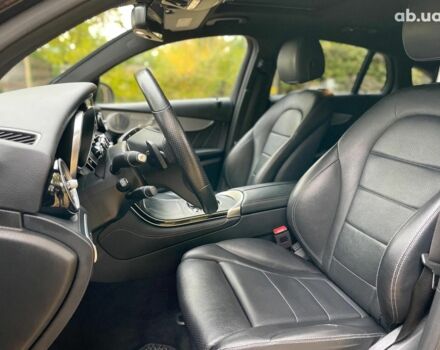 Мерседес ГЛЦ-Класс 2018 в Киеве на Automoto.ua Черный Мерседес ГЛЦ-Класс, объемом двигателя 2 л и пробегом 82 тыс. км за 45990 $, фото 32 на Automoto.ua