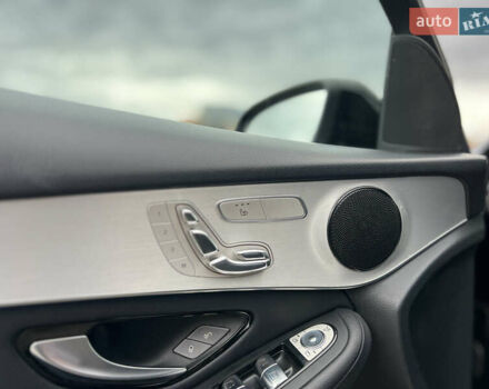 Мерседес ГЛЦ-Класс 2018 в Киеве на Automoto.ua Черный Мерседес ГЛЦ-Класс, объемом двигателя 2 л и пробегом 64 тыс. км за 29999 $, фото 16 на Automoto.ua