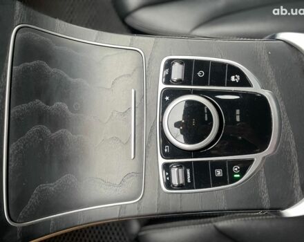 Мерседес ГЛЦ-Класс 2018 в Киеве на Automoto.ua Черный Мерседес ГЛЦ-Класс, объемом двигателя 2 л и пробегом 82 тыс. км за 45990 $, фото 38 на Automoto.ua