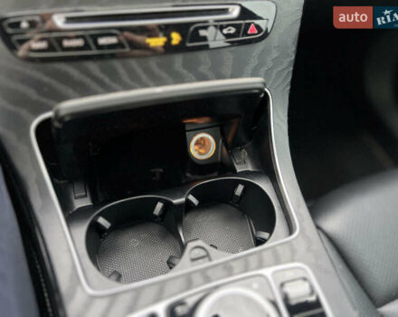 Мерседес ГЛЦ-Класс 2018 в Киеве на Automoto.ua Черный Мерседес ГЛЦ-Класс, объемом двигателя 2 л и пробегом 64 тыс. км за 29999 $, фото 45 на Automoto.ua