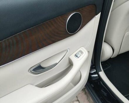 Чорний Мерседес ГЛЦ-Клас, об'ємом двигуна 1.99 л та пробігом 94 тис. км за 29999 $, фото 10 на Automoto.ua