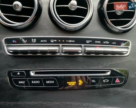 Мерседес ГЛЦ-Клас 2018 у Києві на Automoto.ua Чорний Мерседес ГЛЦ-Клас, об'ємом двигуна 2 л та пробігом 82 тис. км за 45990 $, фото 39 на Automoto.ua