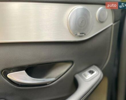 Мерседес ГЛЦ-Клас 2018 у Києві на Automoto.ua Чорний Мерседес ГЛЦ-Клас, об'ємом двигуна 2 л та пробігом 82 тис. км за 45990 $, фото 22 на Automoto.ua