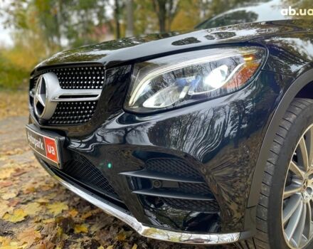Мерседес ГЛЦ-Класс 2018 в Киеве на Automoto.ua Черный Мерседес ГЛЦ-Класс, объемом двигателя 2 л и пробегом 82 тыс. км за 45990 $, фото 2 на Automoto.ua