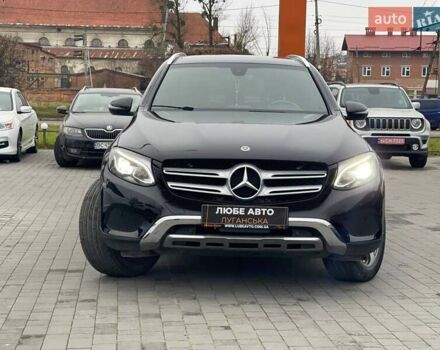 Черный Мерседес ГЛЦ-Класс, объемом двигателя 1.99 л и пробегом 60 тыс. км за 26500 $, фото 1 на Automoto.ua