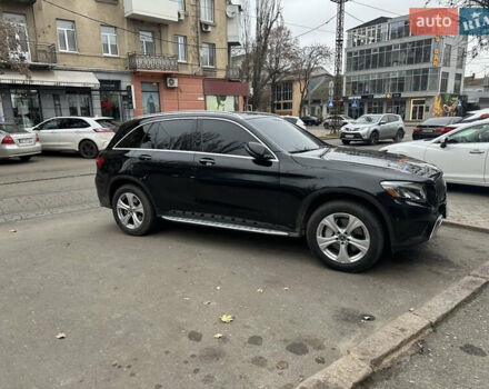 Черный Мерседес ГЛЦ-Класс, объемом двигателя 1.99 л и пробегом 115 тыс. км за 25000 $, фото 2 на Automoto.ua