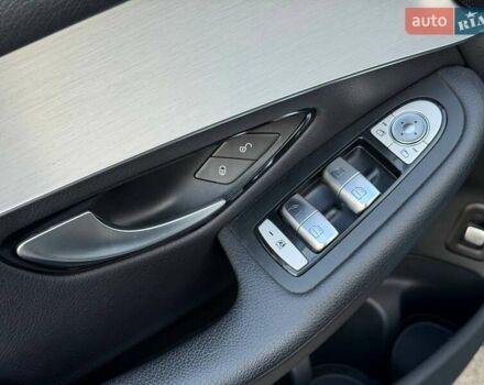 Чорний Мерседес ГЛЦ-Клас, об'ємом двигуна 2.14 л та пробігом 70 тис. км за 38000 $, фото 37 на Automoto.ua