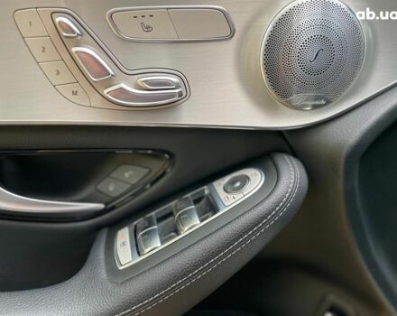 Мерседес ГЛЦ-Класс 2018 в Киеве на Automoto.ua Черный Мерседес ГЛЦ-Класс, объемом двигателя 2 л и пробегом 82 тыс. км за 45990 $, фото 30 на Automoto.ua