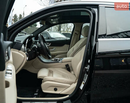 Чорний Мерседес ГЛЦ-Клас, об'ємом двигуна 1.99 л та пробігом 91 тис. км за 30400 $, фото 15 на Automoto.ua