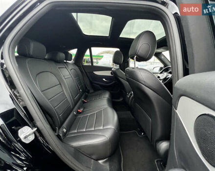 Мерседес ГЛЦ-Класс 2018 в Киеве на Automoto.ua Черный Мерседес ГЛЦ-Класс, объемом двигателя 2 л и пробегом 64 тыс. км за 29999 $, фото 27 на Automoto.ua