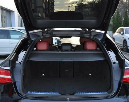 Черный Мерседес ГЛЦ-Класс, объемом двигателя 1.99 л и пробегом 68 тыс. км за 37000 $, фото 5 на Automoto.ua