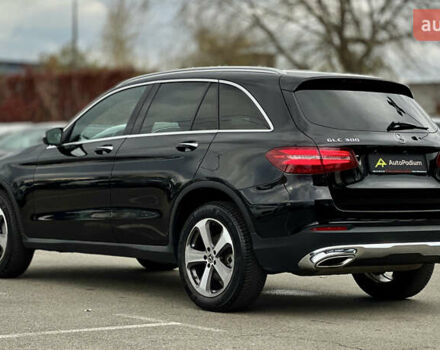 Мерседес ГЛЦ-Класс 2018 в Киеве на Automoto.ua Черный Мерседес ГЛЦ-Класс, объемом двигателя 2 л и пробегом 64 тыс. км за 29999 $, фото 7 на Automoto.ua