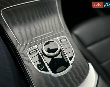 Мерседес ГЛЦ-Класс 2018 в Киеве на Automoto.ua Черный Мерседес ГЛЦ-Класс, объемом двигателя 2 л и пробегом 64 тыс. км за 29999 $, фото 44 на Automoto.ua