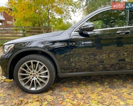 Мерседес ГЛЦ-Клас 2018 у Києві на Automoto.ua Чорний Мерседес ГЛЦ-Клас, об'ємом двигуна 2 л та пробігом 82 тис. км за 45990 $, фото 18 на Automoto.ua
