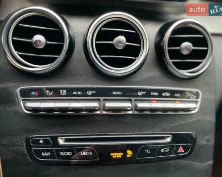 Мерседес ГЛЦ-Клас 2018 у Києві на Automoto.ua Чорний Мерседес ГЛЦ-Клас, об'ємом двигуна 2 л та пробігом 82 тис. км за 45990 $, фото 40 на Automoto.ua