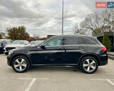 Мерседес ГЛЦ-Класс 2018 в Киеве на Automoto.ua Черный Мерседес ГЛЦ-Класс, объемом двигателя 2 л и пробегом 64 тыс. км за 29999 $, фото 6 на Automoto.ua