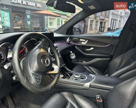 Черный Мерседес ГЛЦ-Класс, объемом двигателя 1.99 л и пробегом 115 тыс. км за 25000 $, фото 4 на Automoto.ua