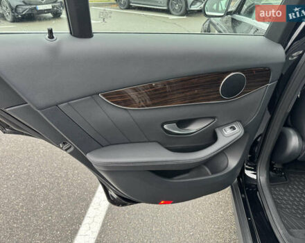 Черный Мерседес ГЛЦ-Класс, объемом двигателя 1.95 л и пробегом 79 тыс. км за 43523 $, фото 19 на Automoto.ua