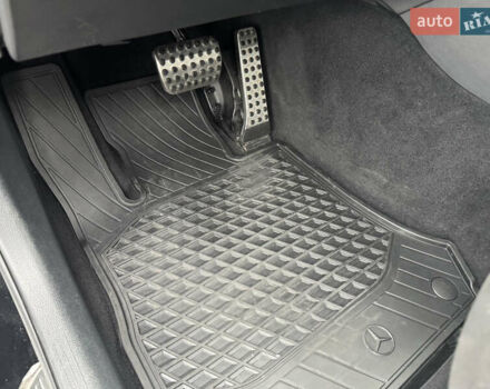 Черный Мерседес ГЛЦ-Класс, объемом двигателя 1.95 л и пробегом 79 тыс. км за 43523 $, фото 13 на Automoto.ua