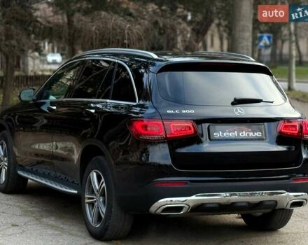 Черный Мерседес ГЛЦ-Класс, объемом двигателя 1.99 л и пробегом 49 тыс. км за 32999 $, фото 6 на Automoto.ua