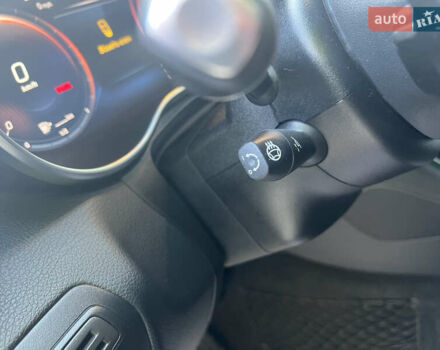 Черный Мерседес ГЛЦ-Класс, объемом двигателя 1.99 л и пробегом 50 тыс. км за 42500 $, фото 21 на Automoto.ua