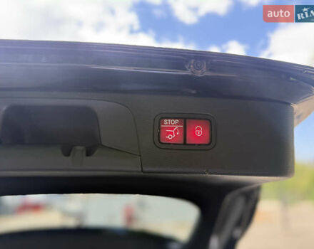 Черный Мерседес ГЛЦ-Класс, объемом двигателя 2 л и пробегом 115 тыс. км за 28000 $, фото 10 на Automoto.ua