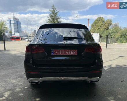 Черный Мерседес ГЛЦ-Класс, объемом двигателя 2 л и пробегом 115 тыс. км за 28000 $, фото 3 на Automoto.ua