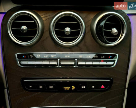 Черный Мерседес ГЛЦ-Класс, объемом двигателя 2 л и пробегом 66 тыс. км за 32000 $, фото 49 на Automoto.ua