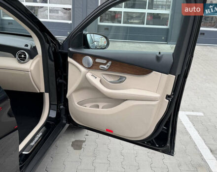 Черный Мерседес ГЛЦ-Класс, объемом двигателя 2 л и пробегом 102 тыс. км за 34800 $, фото 27 на Automoto.ua