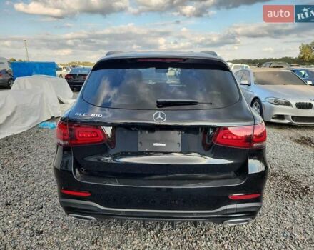 Черный Мерседес ГЛЦ-Класс, объемом двигателя 1.95 л и пробегом 74 тыс. км за 12300 $, фото 5 на Automoto.ua