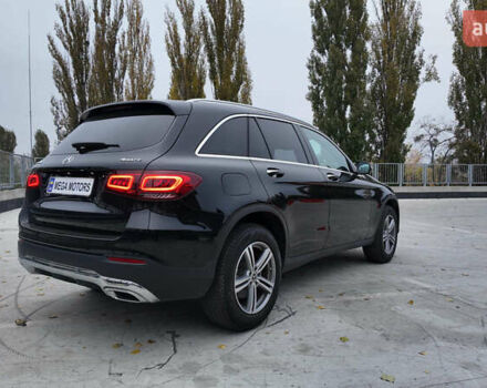 Черный Мерседес ГЛЦ-Класс, объемом двигателя 1.99 л и пробегом 29 тыс. км за 37990 $, фото 6 на Automoto.ua