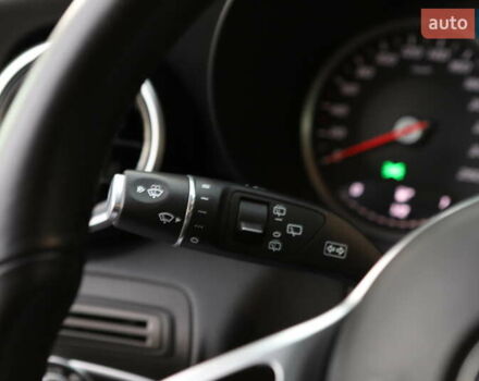 Чорний Мерседес ГЛЦ-Клас, об'ємом двигуна 1.99 л та пробігом 99 тис. км за 44899 $, фото 96 на Automoto.ua