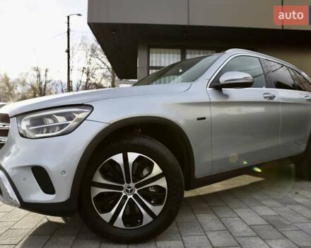 Чорний Мерседес ГЛЦ-Клас, об'ємом двигуна 1.99 л та пробігом 99 тис. км за 44899 $, фото 15 на Automoto.ua