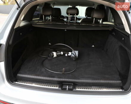 Чорний Мерседес ГЛЦ-Клас, об'ємом двигуна 1.99 л та пробігом 99 тис. км за 44899 $, фото 88 на Automoto.ua