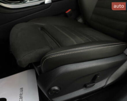 Чорний Мерседес ГЛЦ-Клас, об'ємом двигуна 1.99 л та пробігом 99 тис. км за 44899 $, фото 66 на Automoto.ua