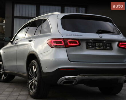 Чорний Мерседес ГЛЦ-Клас, об'ємом двигуна 1.99 л та пробігом 99 тис. км за 44899 $, фото 3 на Automoto.ua