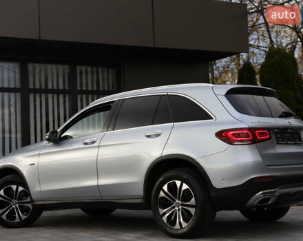 Чорний Мерседес ГЛЦ-Клас, об'ємом двигуна 1.99 л та пробігом 99 тис. км за 44899 $, фото 6 на Automoto.ua