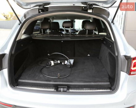 Чорний Мерседес ГЛЦ-Клас, об'ємом двигуна 1.99 л та пробігом 99 тис. км за 44899 $, фото 89 на Automoto.ua