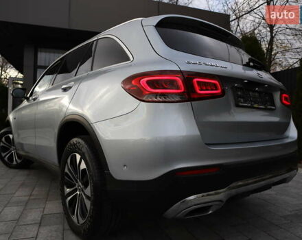 Чорний Мерседес ГЛЦ-Клас, об'ємом двигуна 1.99 л та пробігом 99 тис. км за 44899 $, фото 59 на Automoto.ua