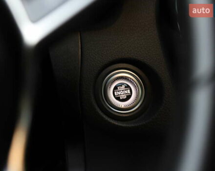 Чорний Мерседес ГЛЦ-Клас, об'ємом двигуна 1.99 л та пробігом 99 тис. км за 44899 $, фото 94 на Automoto.ua