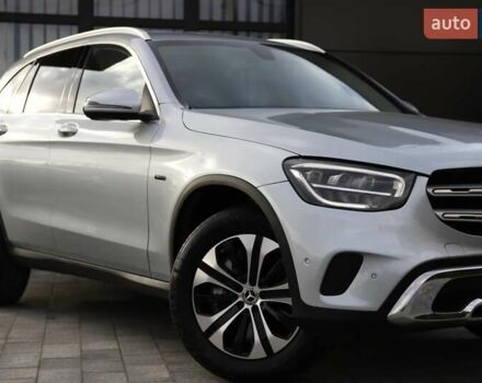 Чорний Мерседес ГЛЦ-Клас, об'ємом двигуна 1.99 л та пробігом 99 тис. км за 44899 $, фото 11 на Automoto.ua