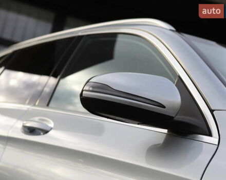 Чорний Мерседес ГЛЦ-Клас, об'ємом двигуна 1.99 л та пробігом 99 тис. км за 44899 $, фото 41 на Automoto.ua