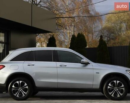 Чорний Мерседес ГЛЦ-Клас, об'ємом двигуна 1.99 л та пробігом 99 тис. км за 44899 $, фото 46 на Automoto.ua