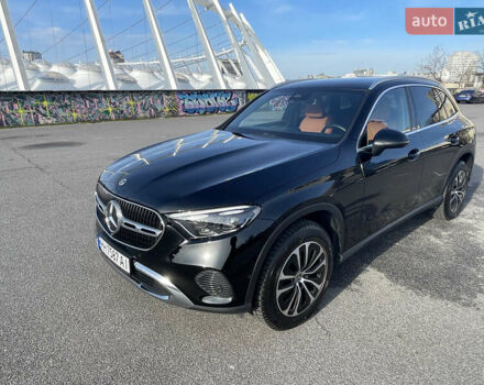 Чорний Мерседес ГЛЦ-Клас, об'ємом двигуна 1.99 л та пробігом 46 тис. км за 71500 $, фото 3 на Automoto.ua