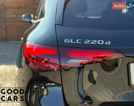 Черный Мерседес ГЛЦ-Класс, объемом двигателя 1.99 л и пробегом 53 тыс. км за 63000 $, фото 12 на Automoto.ua
