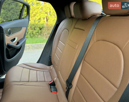 Черный Мерседес ГЛЦ-Класс, объемом двигателя 2 л и пробегом 50 тыс. км за 63950 $, фото 74 на Automoto.ua