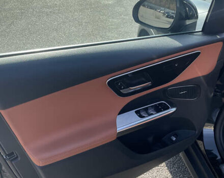 Чорний Мерседес ГЛЦ-Клас, об'ємом двигуна 1.99 л та пробігом 46 тис. км за 71500 $, фото 23 на Automoto.ua