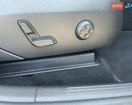 Чорний Мерседес ГЛЦ-Клас, об'ємом двигуна 1.99 л та пробігом 46 тис. км за 71500 $, фото 41 на Automoto.ua