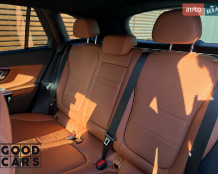 Черный Мерседес ГЛЦ-Класс, объемом двигателя 1.99 л и пробегом 53 тыс. км за 63000 $, фото 29 на Automoto.ua