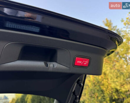 Черный Мерседес ГЛЦ-Класс, объемом двигателя 2 л и пробегом 50 тыс. км за 63950 $, фото 80 на Automoto.ua